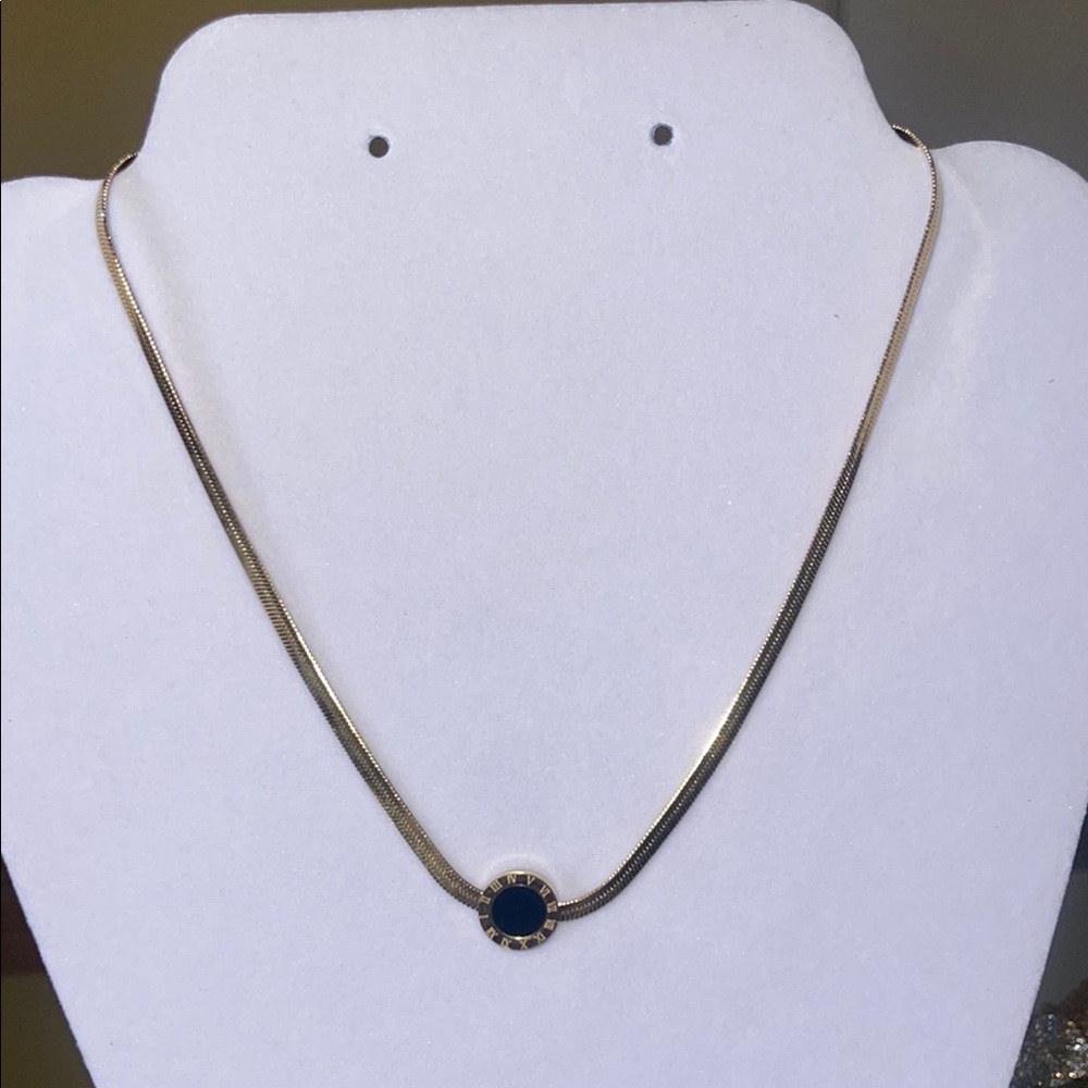 Elegant 18 K Gold plated, steel Necklace with Black Pendant